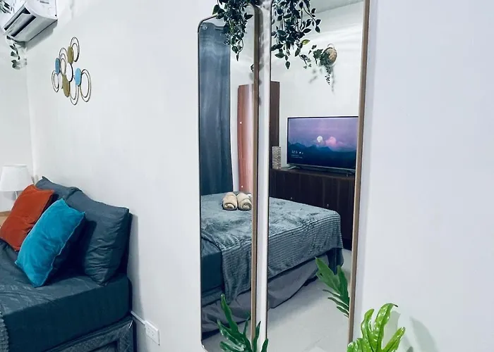J&j Mactan Ps4, Netflix, Pool & Paid Parking Suba Basbas