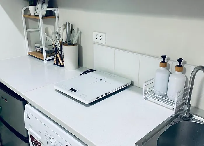 J&j Mactan Ps4, Netflix, Pool & Paid Parking * Suba Basbas