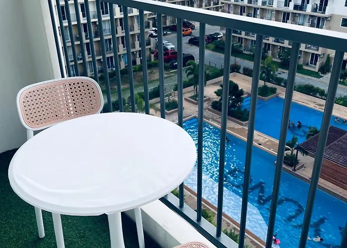 J&j Mactan Ps4, Netflix, Pool & Paid Parking Suba Basbas