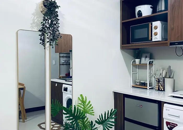 J&j Mactan Ps4, Netflix, Pool & Paid Parking *